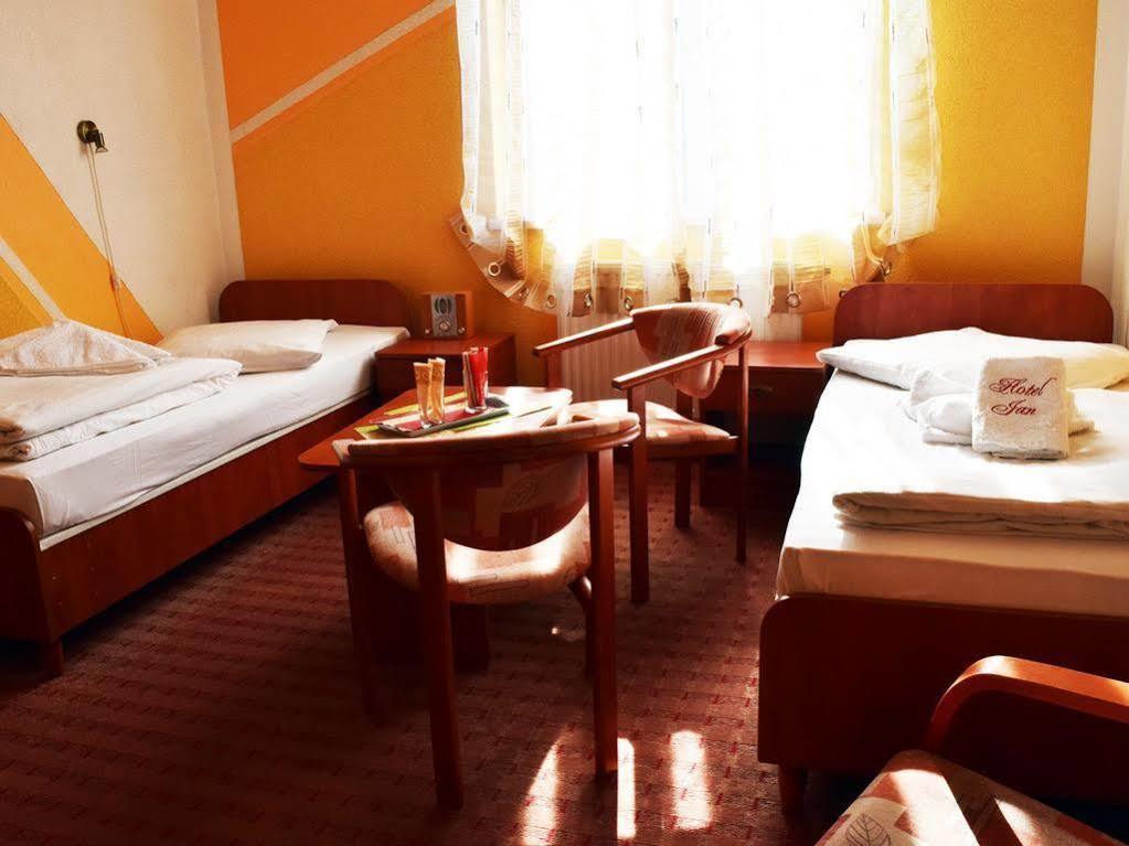 Hotel Jan Zgorzelec Kültér fotó